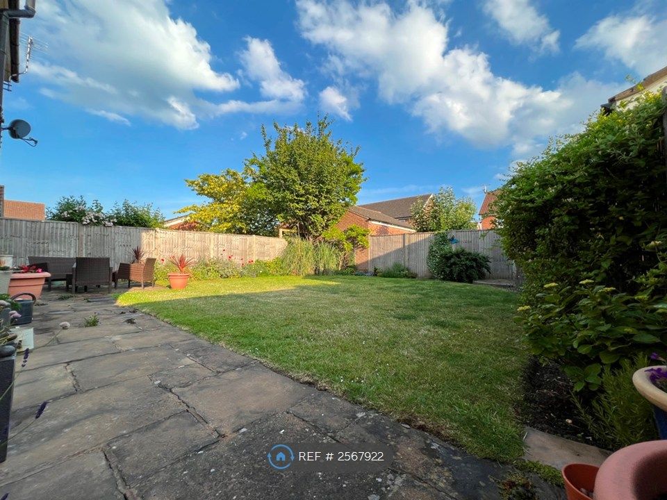 Property photo 2 of 13
