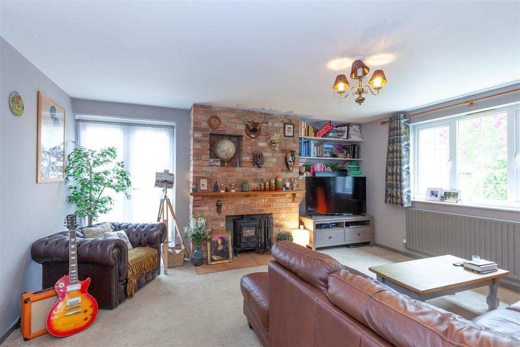 Property photo 2 of 13 189725.Jpg