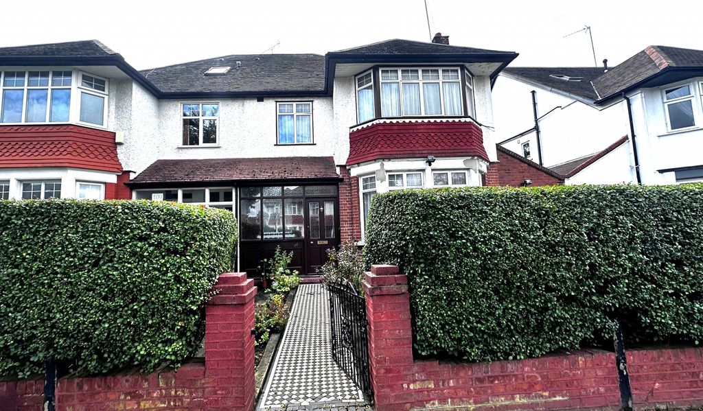 Property photo 1 of 15 111 Anson Road, London Nw2