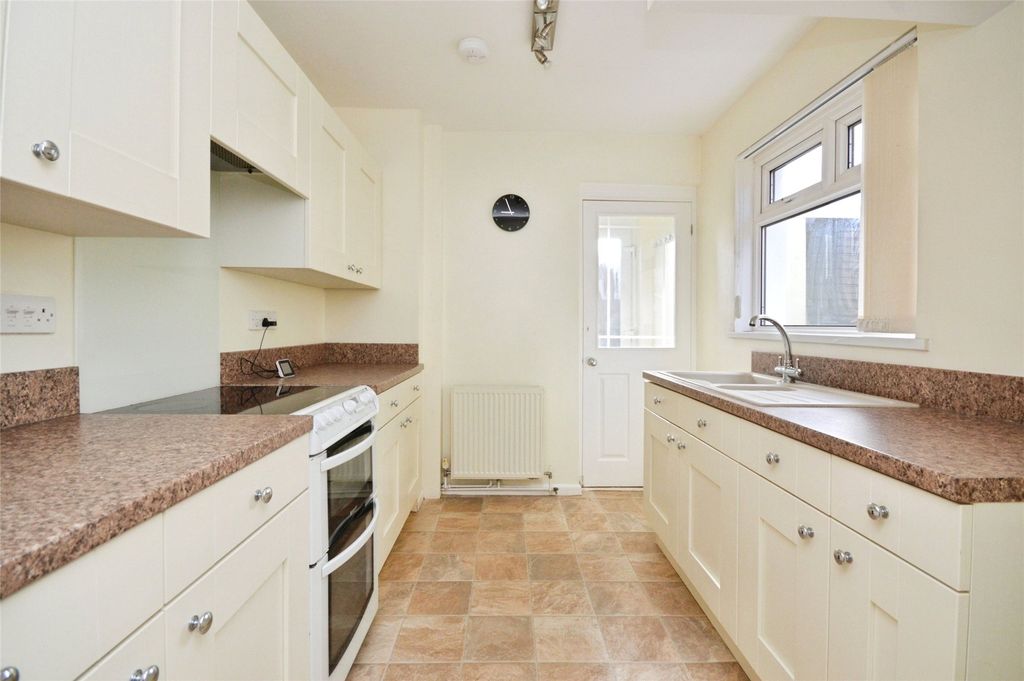 Property photo 3 of 12 Picture No. 15