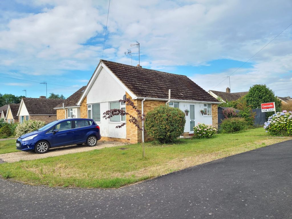 Property photo 1 of 13