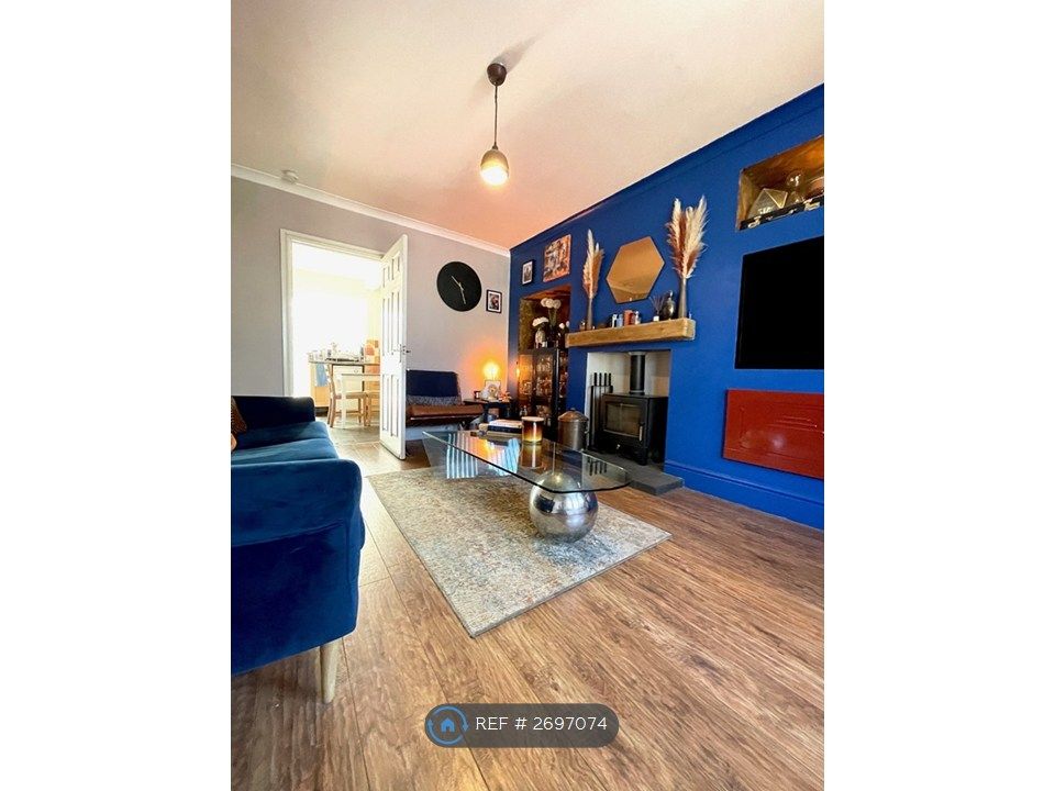 Property photo 2 of 35 Beautifully Decorated Lounge With Media Wall