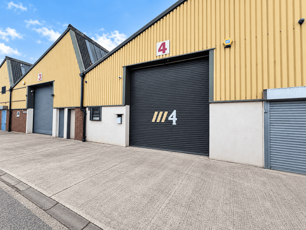 Property photo 1 of 5 Industrial Unit To Rent Hartington Road, Southall Ub2