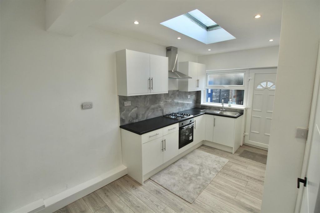 Property photo 3 of 11 Img_1544.Jpg