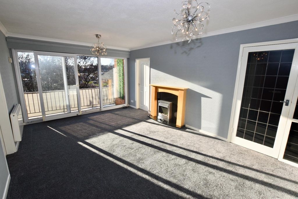 Property photo 2 of 8 Reception Room