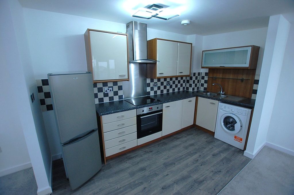 Property photo 3 of 11 Picture No. 19