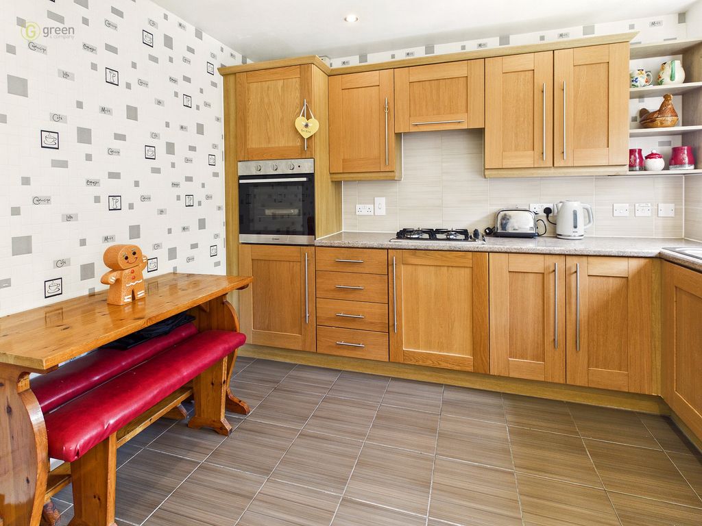 Property photo 3 of 20 52125c83Ffbe428Aa72A6Abe45735272100Cam04425G0Pr0424Still016