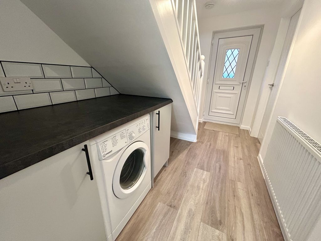 Property photo 2 of 15 Photo 9