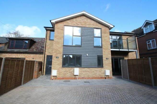 Property photo 1 of 9