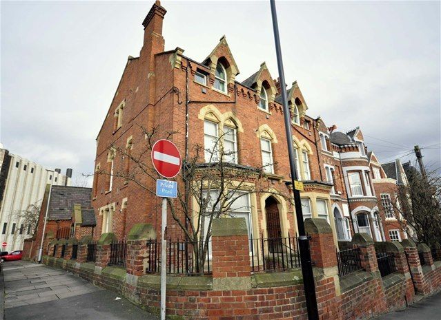 Property photo 3 of 9
