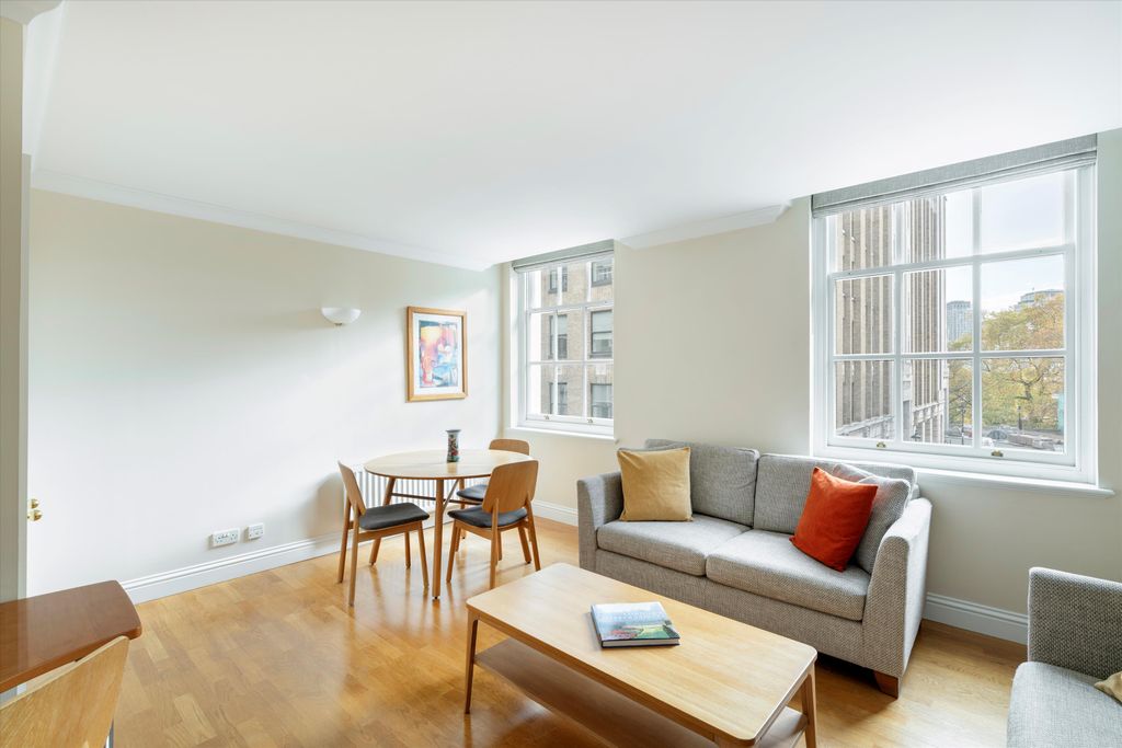 Property photo 3 of 22 Image