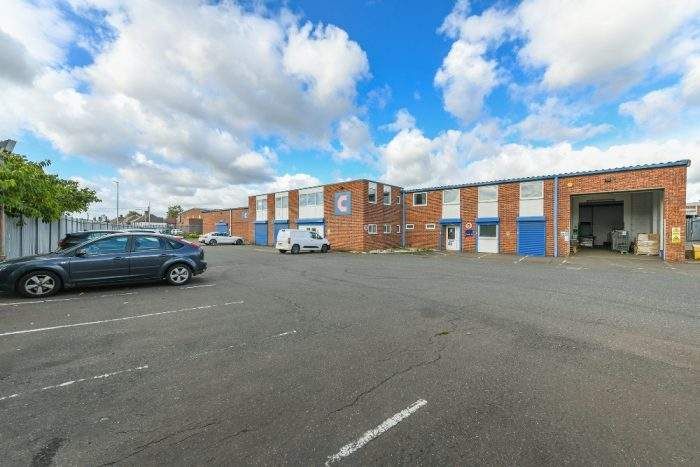 Property photo 1 of 9