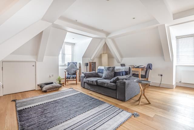 Property photo 1 of 10 Main