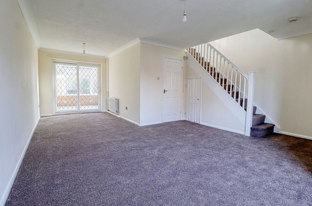 Property photo 2 of 9 Photo 2