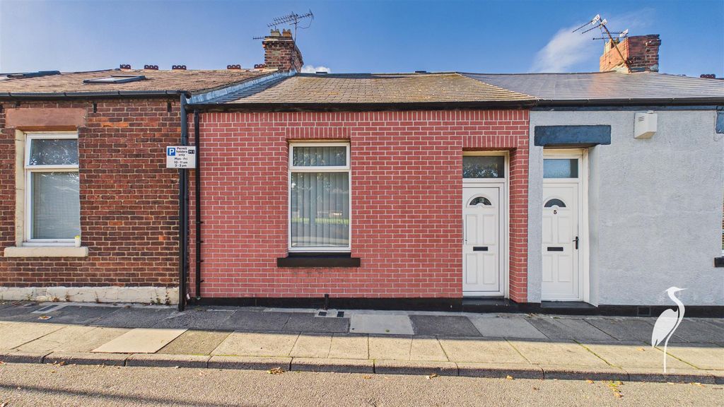 Property photo 1 of 18
