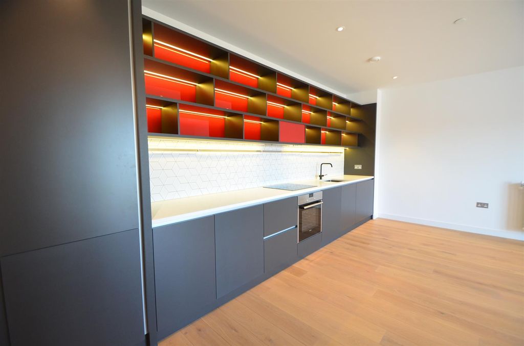 Property photo 2 of 18 Hercules House (3).Jpg