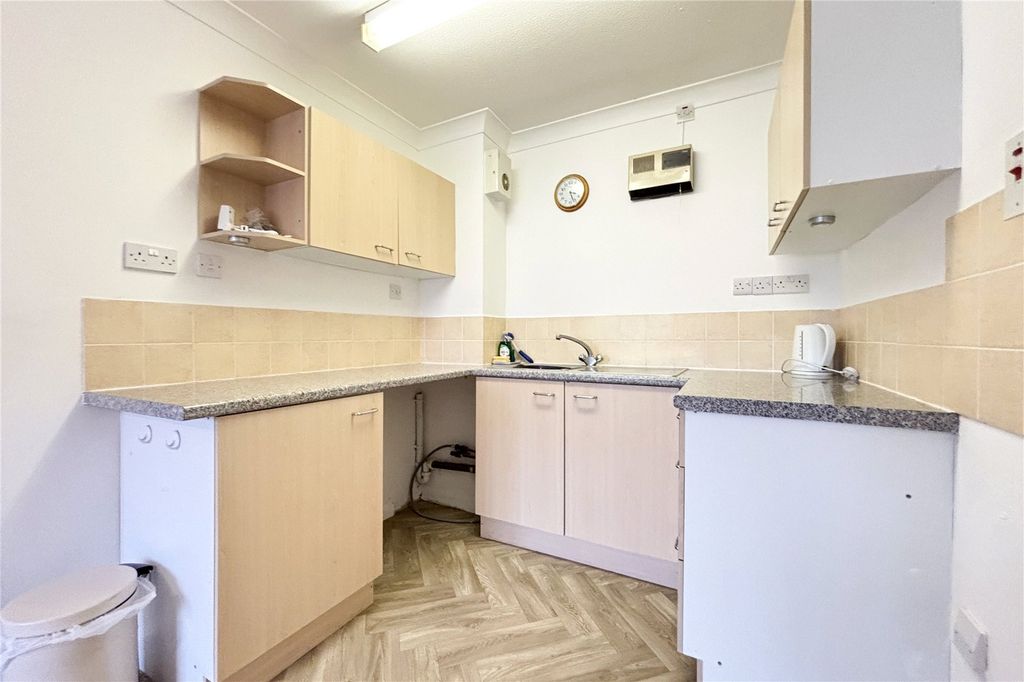 Property photo 3 of 8 Picture No. 05