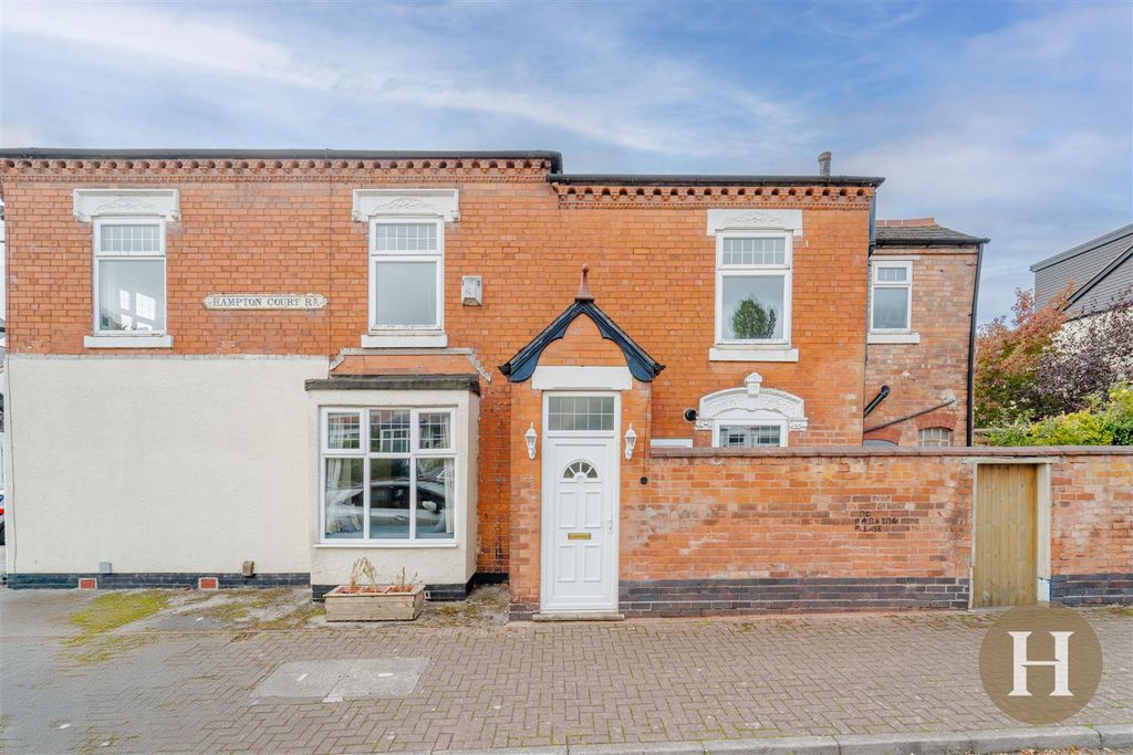 Property photo 3 of 33 Hadleigh Estate Agents-35.Jpg