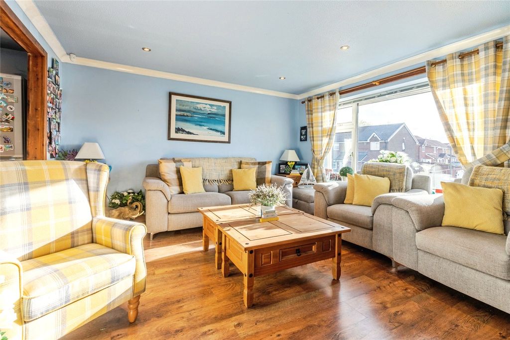 Property photo 2 of 14 Picture No. 08