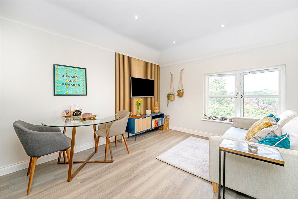 Property photo 2 of 9 Picture No. 06