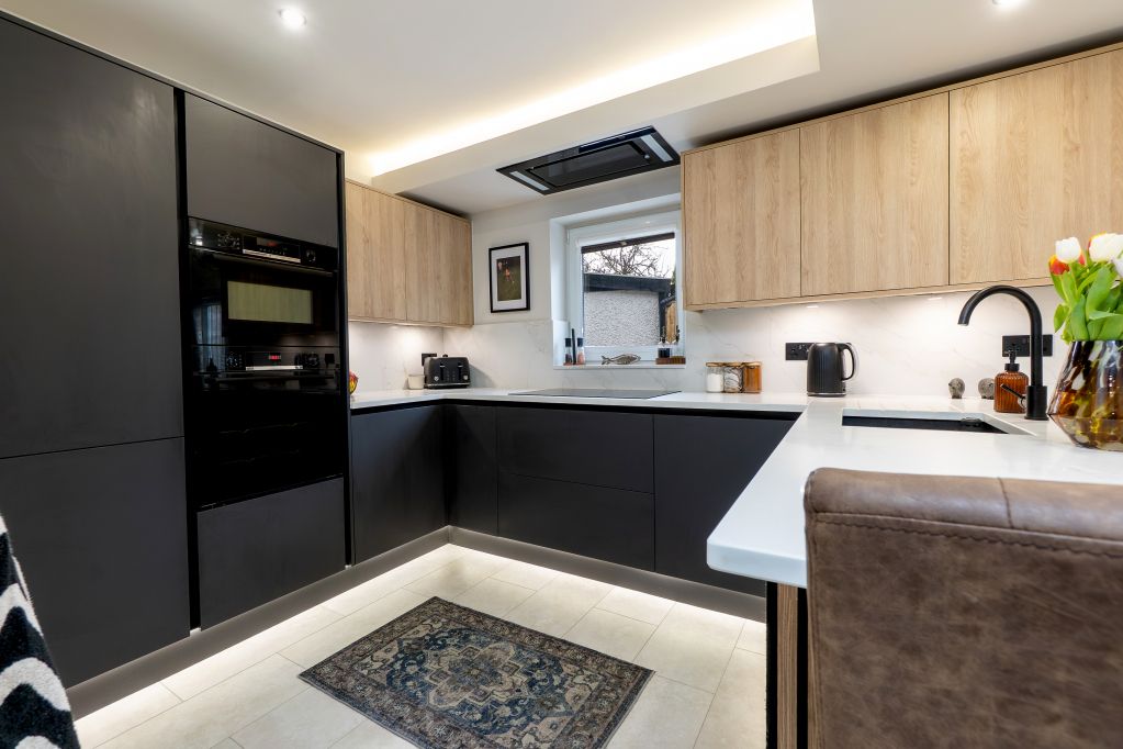 Property photo 2 of 20 Breakfast Kitchen