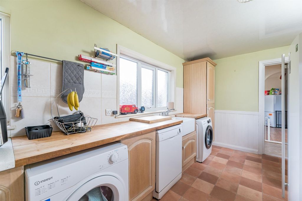 Additional image 8 of 4 bed semi-detached house for saleCaxton Road, Otley LS21