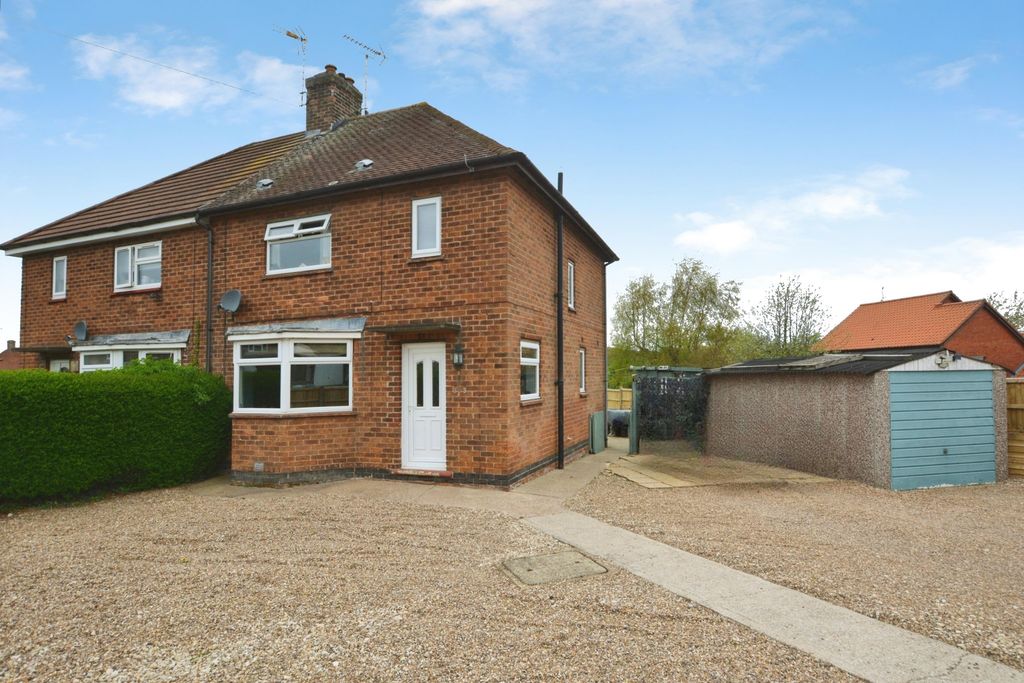 Property photo 1 of 18 Front