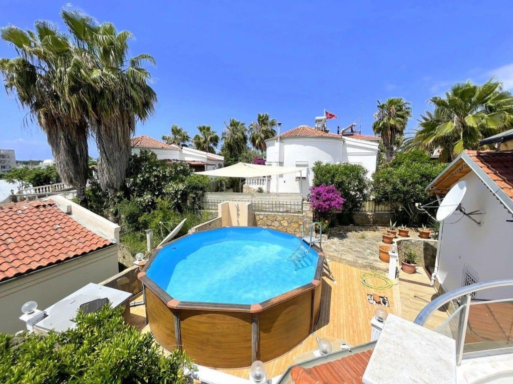 Property photo 2 of 21 An Idyllic Property For Sale In Turkler, Alanya - Beautiful Pool And Exterior