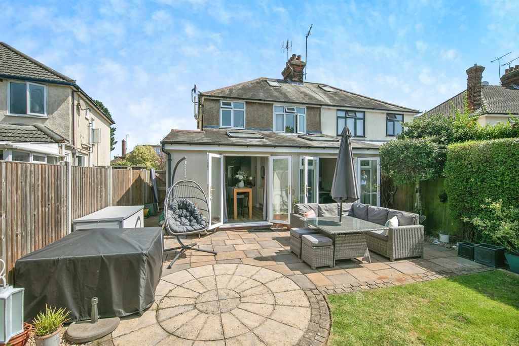 Property photo 1 of 17