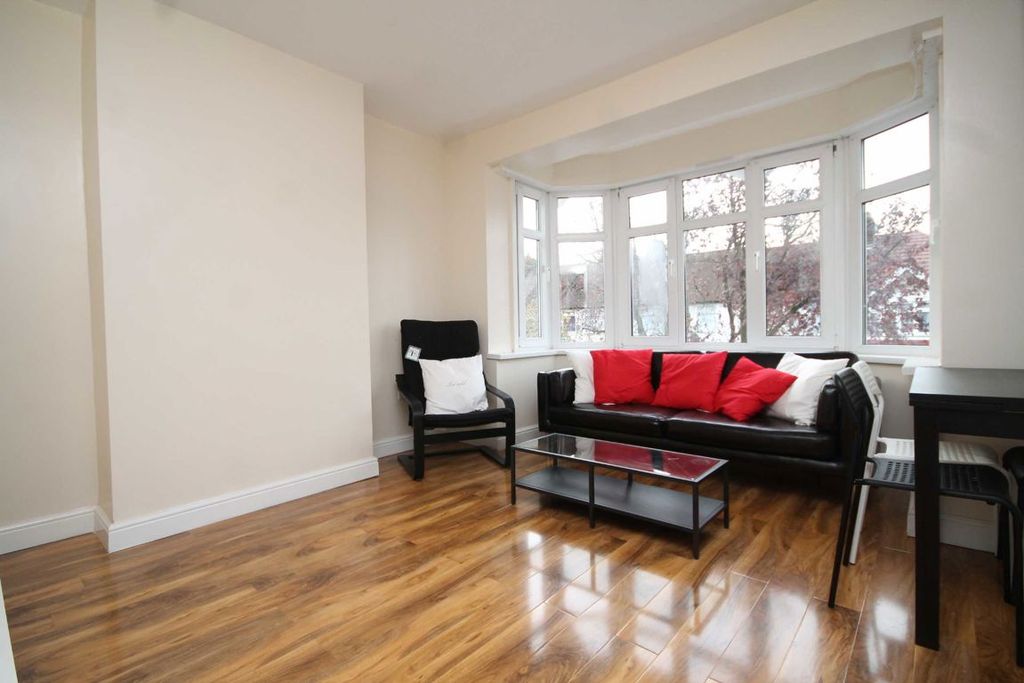 Property photo 2 of 4