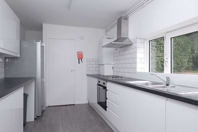 Property photo 1 of 12 Kitchen