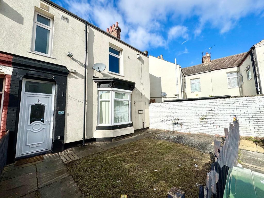 Property photo 1 of 9 External