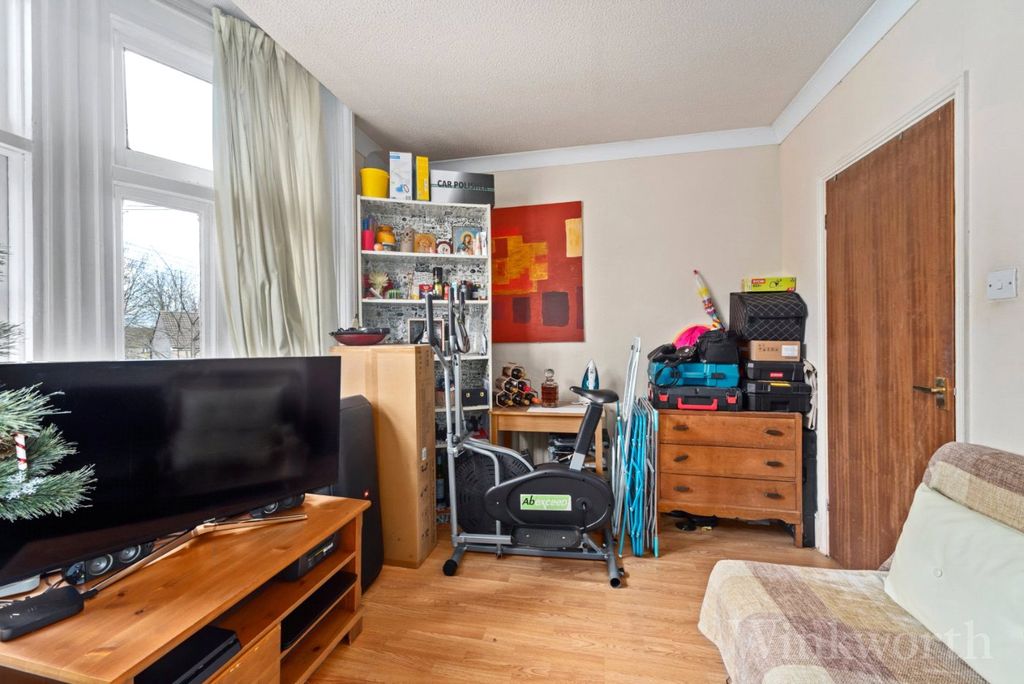Property photo 2 of 8 Picture No. 04