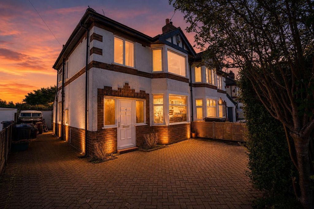 Property photo 2 of 16