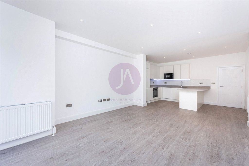 Property photo 3 of 10 Picture No. 22