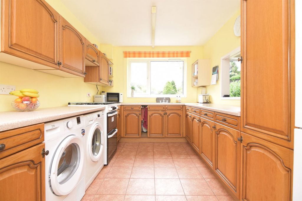 Property photo 3 of 16 3 - Kitchen