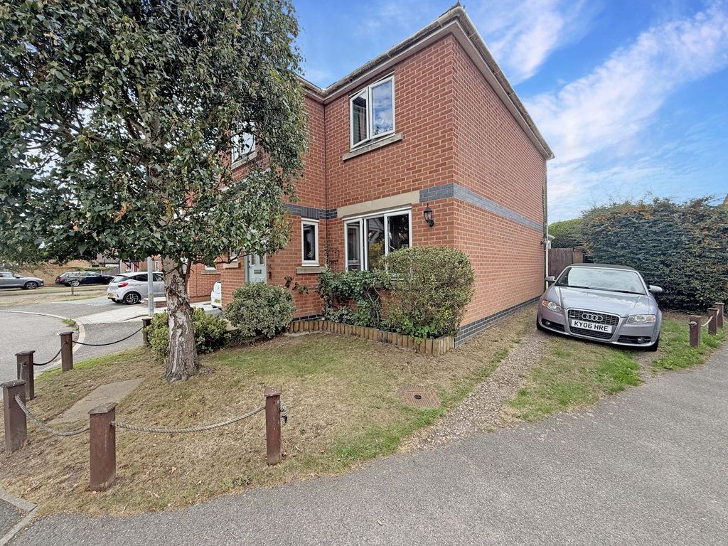Property photo 2 of 16