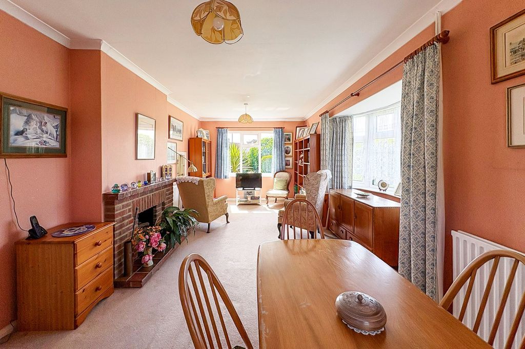 Property photo 3 of 15 Picture No. 05