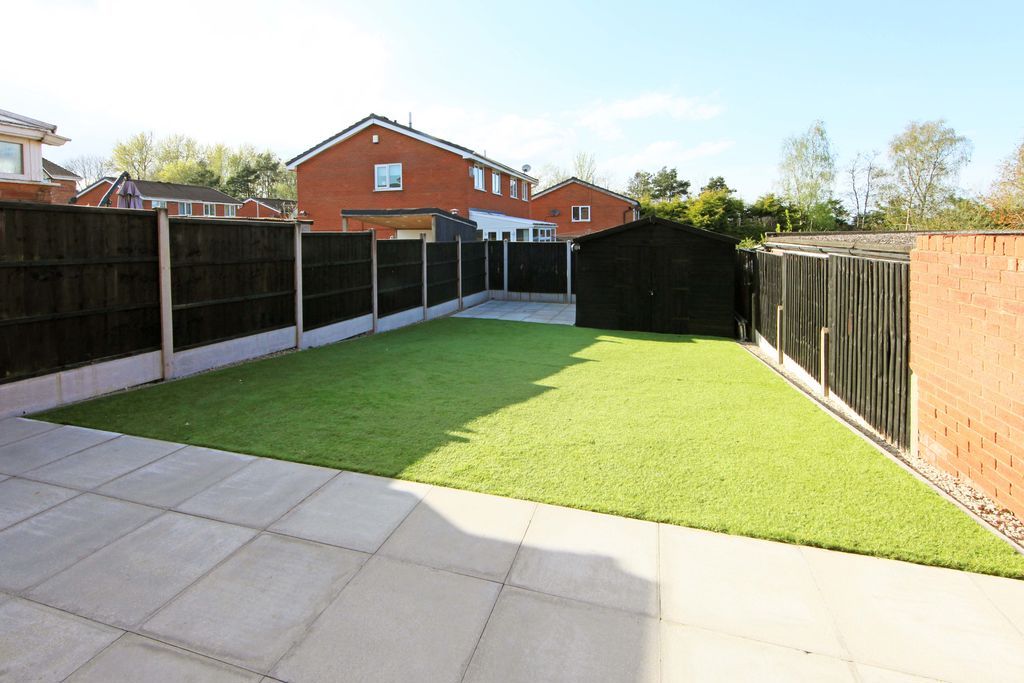 Property photo 2 of 17 Photo 17
