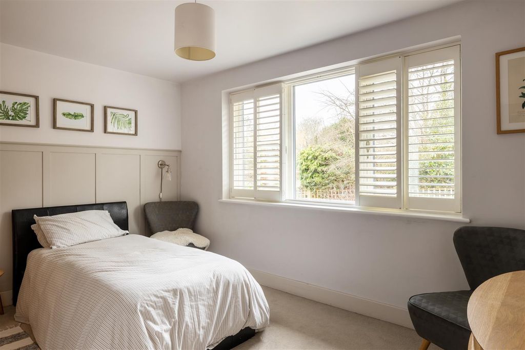 Additional image 28 of 6 bed detached house for saleHigh Beech Lane, Lindfield RH16
