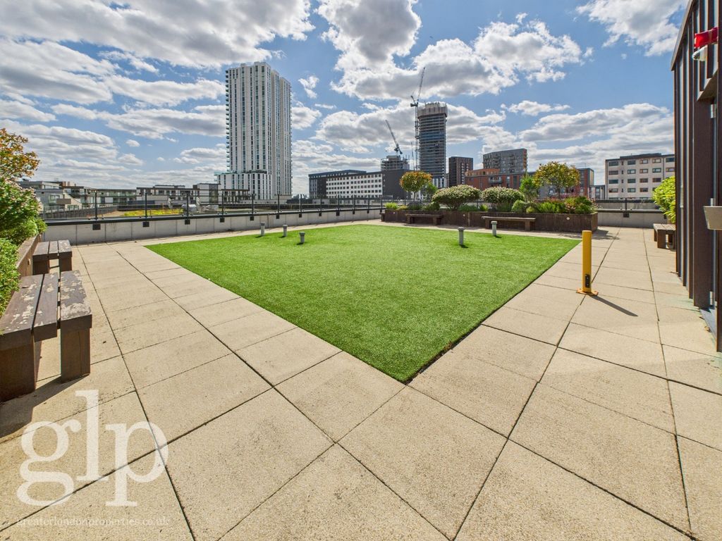 Property photo 2 of 19 4065833