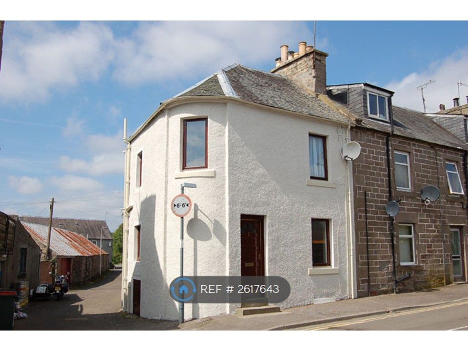 Property photo 1 of 11 House