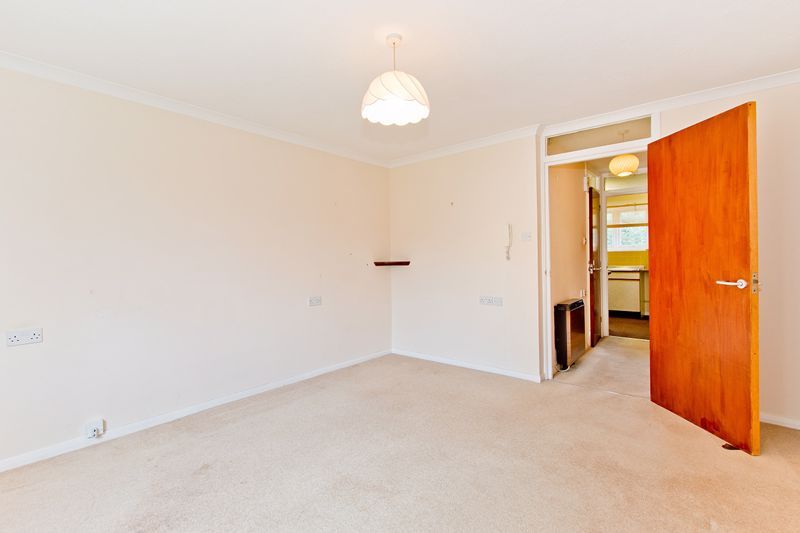 Property photo 3 of 10 Living Room Pic2