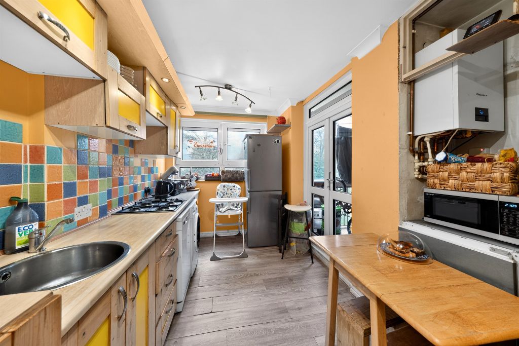 Property photo 2 of 11