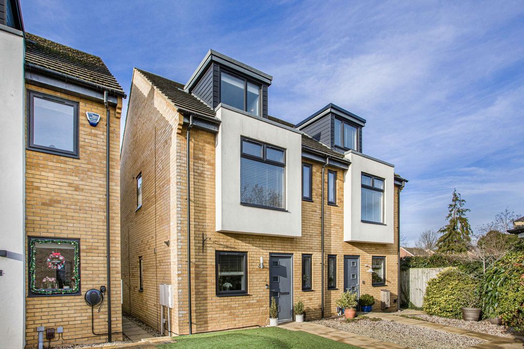 Property photo 1 of 22