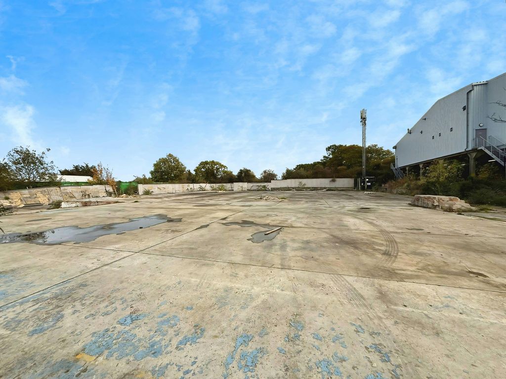 Property photo 2 of 4 97c541E2Img20251028Wa0056.Jpg