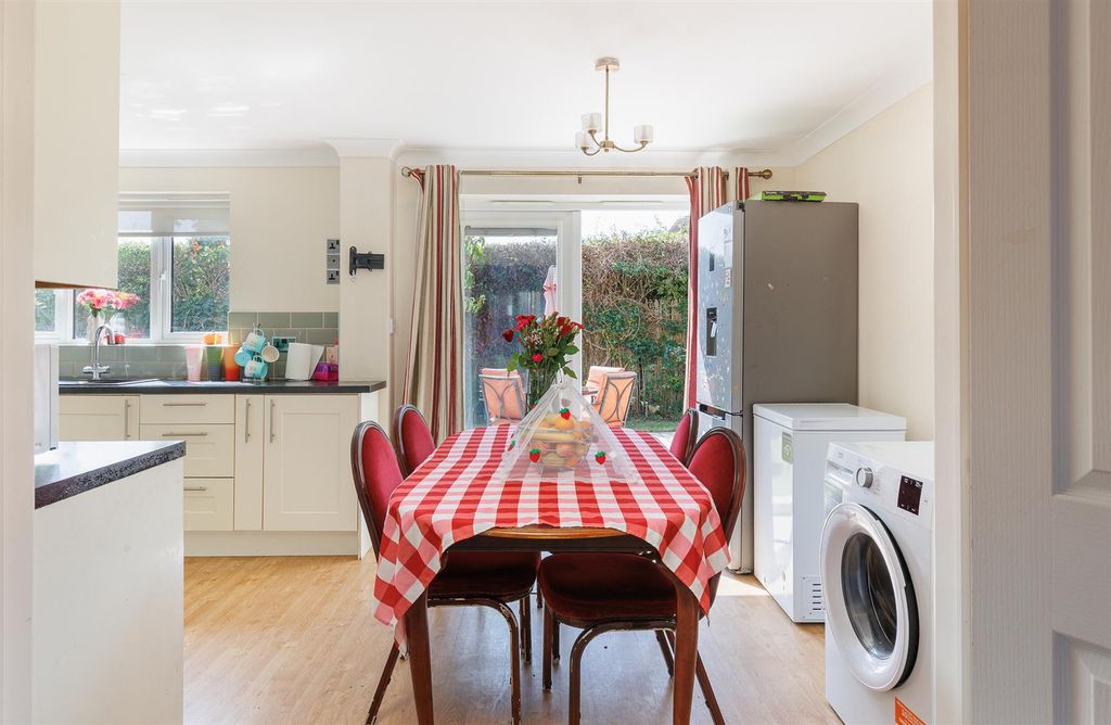 Property photo 3 of 27 9.Jpg