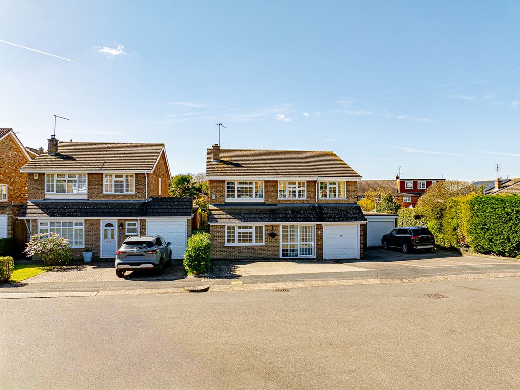 Additional image 38 of 6 bed detached house for saleChestwood Close, Billericay CM12