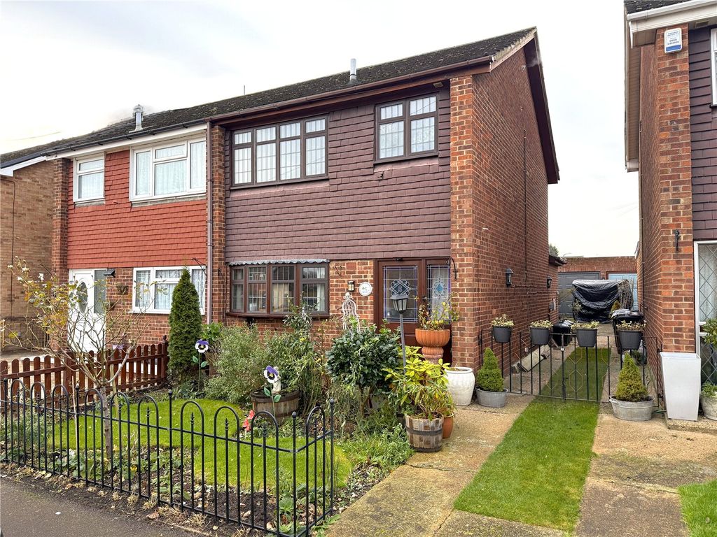 Property photo 1 of 16 Picture No. 01