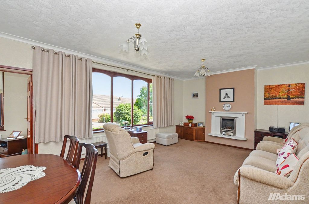Property photo 3 of 26